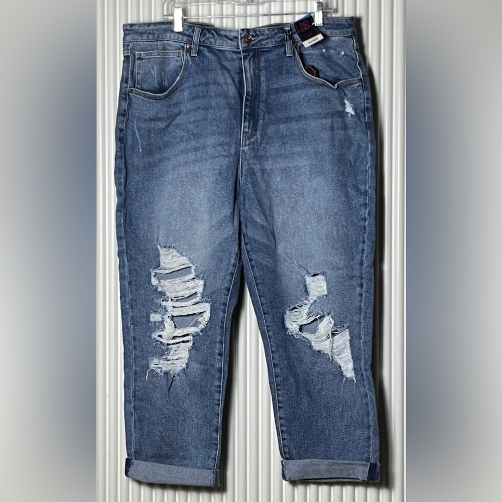 No Boundaries High Rise Girlfriend Jeans, Size 21